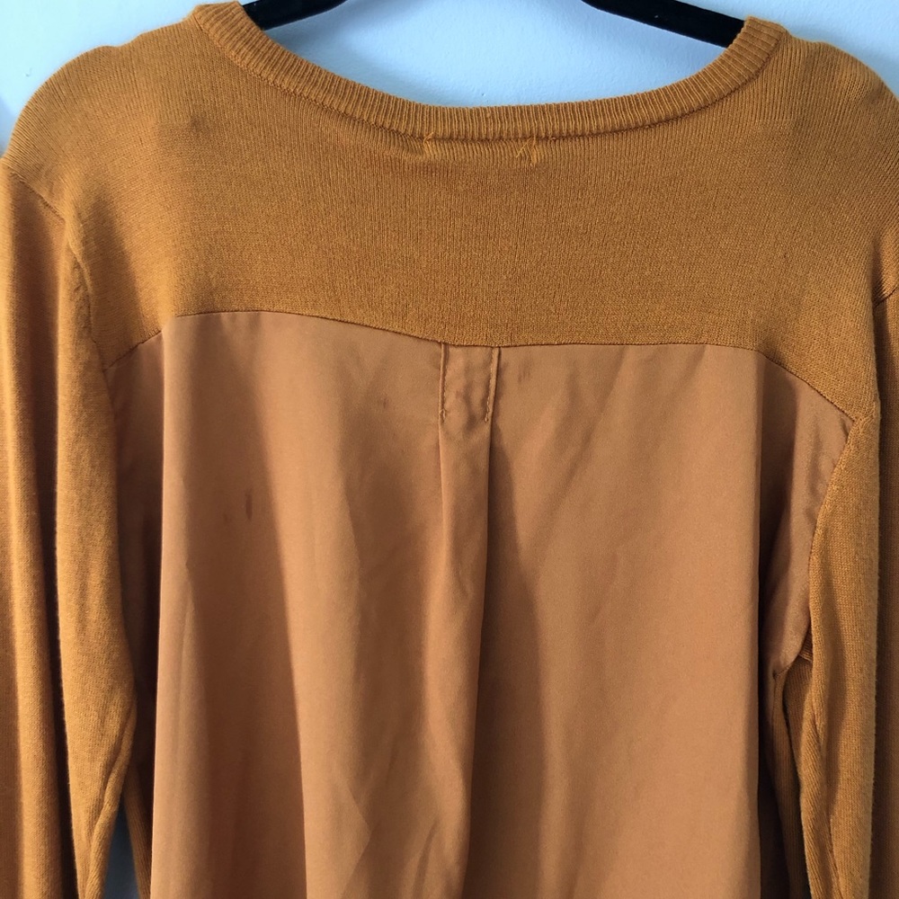 3/$20 •long sleeve top with sheer back• - Picture 6 of 6